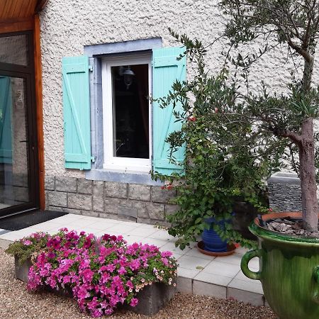 La Ferme De Capucine Culhat Exterior foto